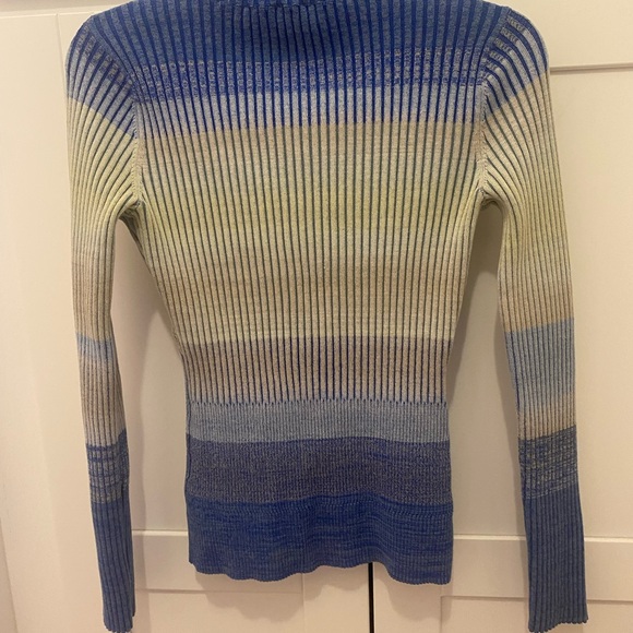 Jonathon Simkhai small like new blue gradient cut out sweater - Picture 4 of 6